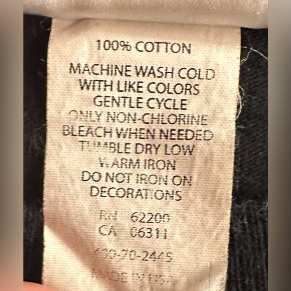 Puma Black and Pink T-Shirt - Picture 4 of 5